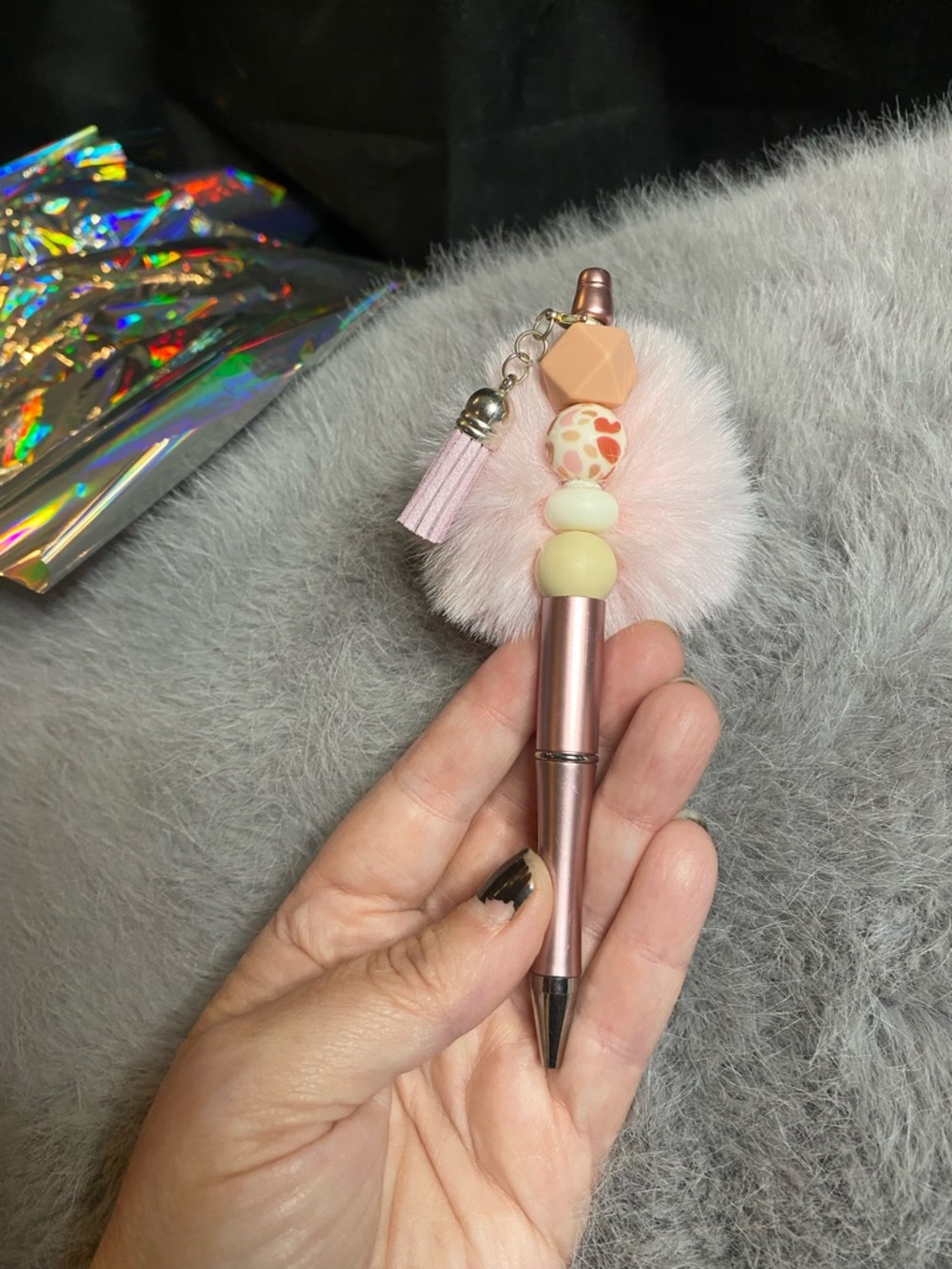 Pink Pom-Pom Beaded Rose Gold Pen